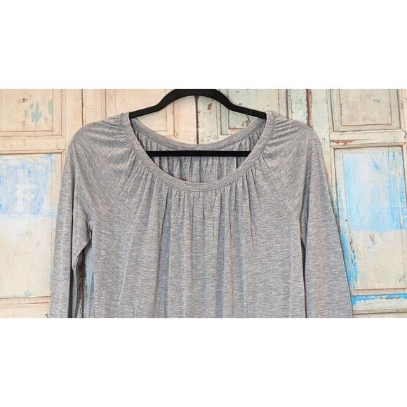 Lamade Womens Size Small Gray Long Sleeve Round Neck Open Back Pullover Top - Picture 4 of 8